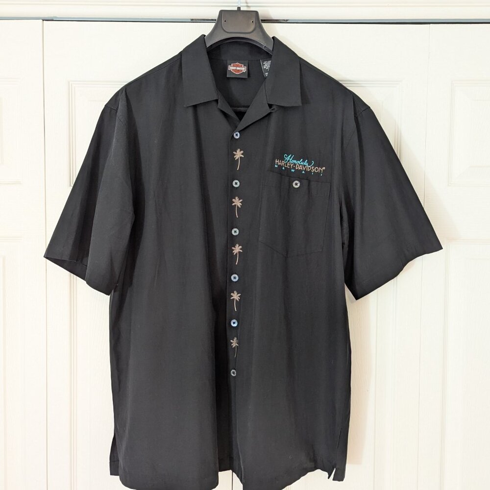 Harley-Davidson Honolulu Hawaii Men's Black Short Sleeve button-down Shirt - Picture 4 of 11